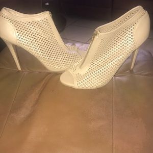 Steve Madden Peep Toe Zippered Pumps